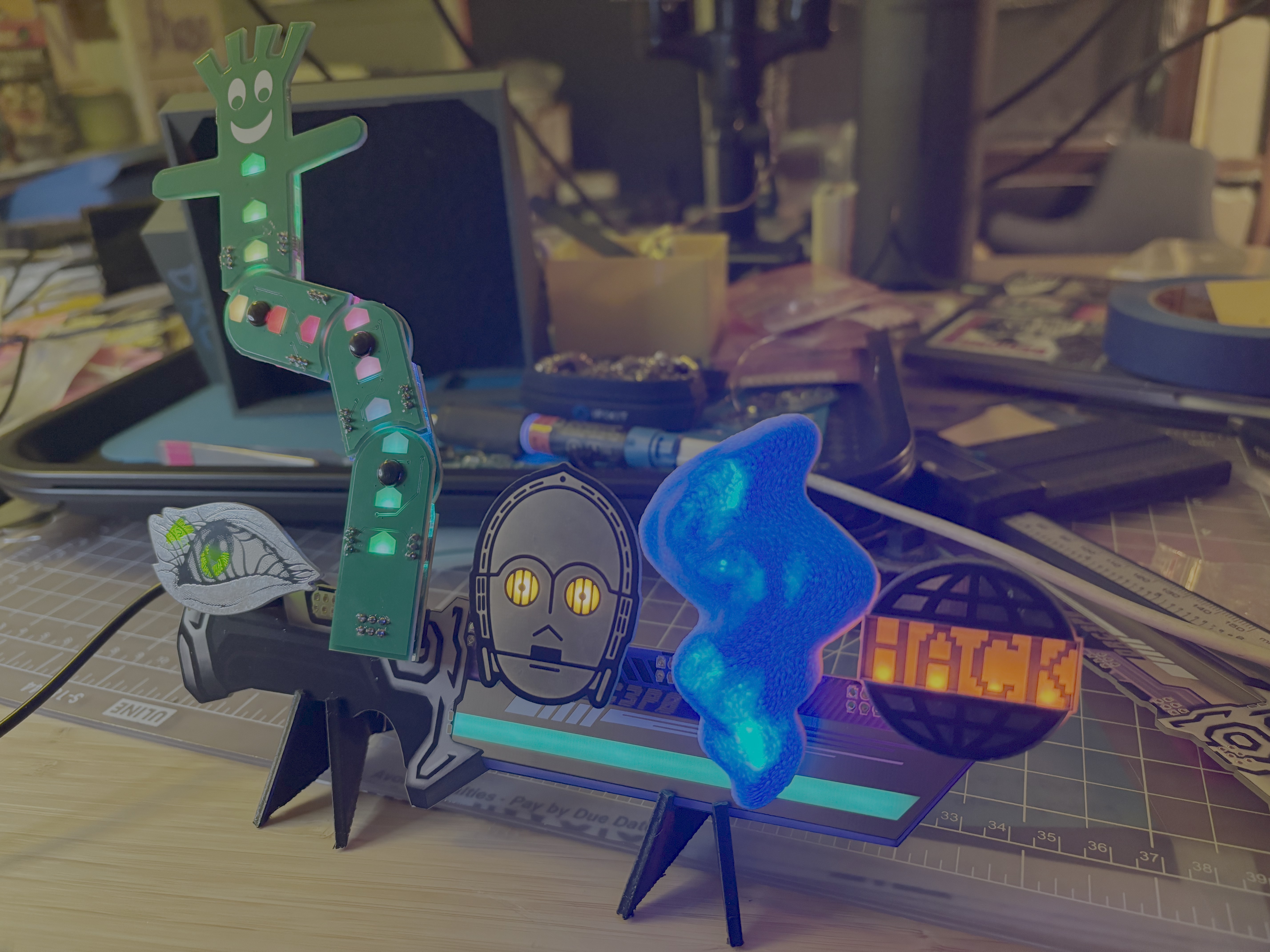Dagger mounted with multiple glowing SAOs attached